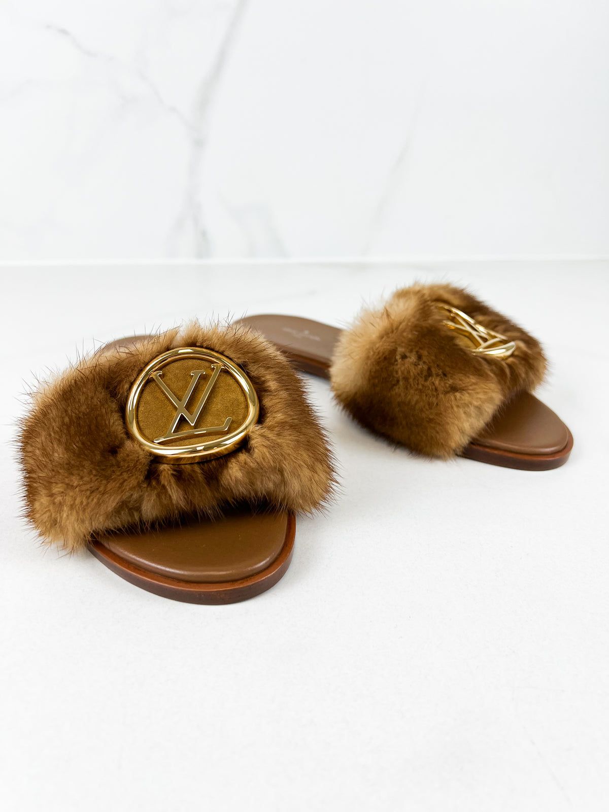 Louis Vuitton Lock It Brown Shearling Flat Slide Size 37