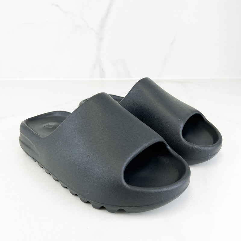 Yeezy Slides Black Size 6US